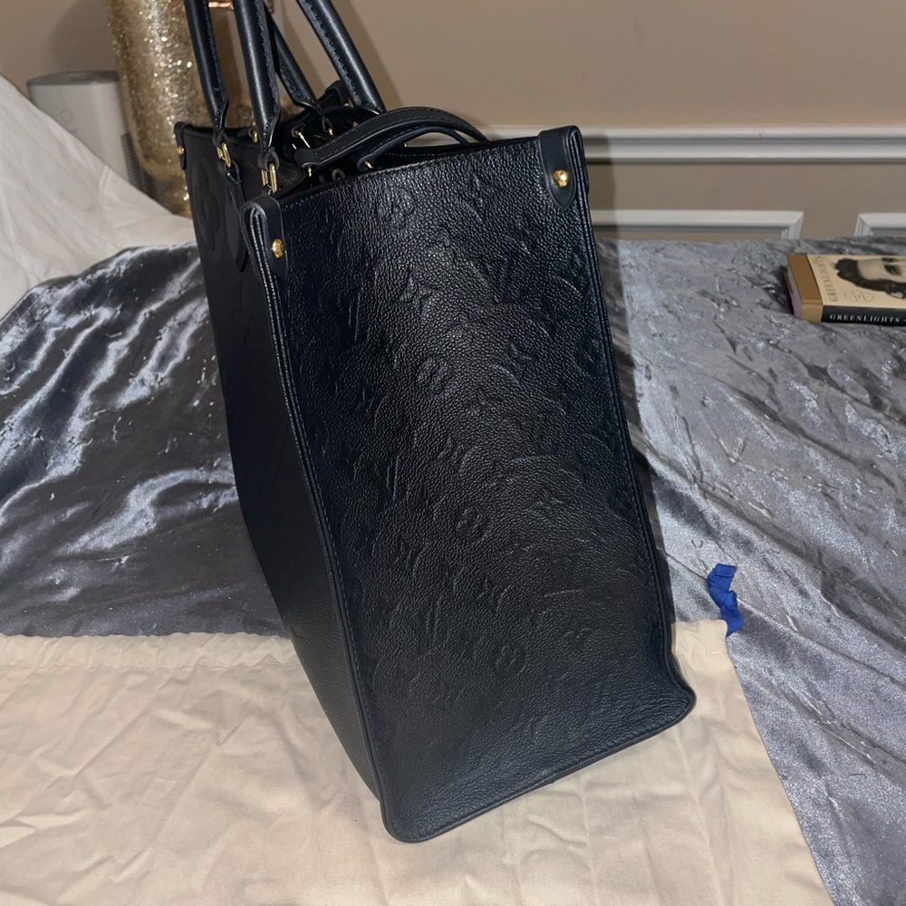 Louis Vuitton Black Monogram Empriente Onthego - Picture 5 of 14